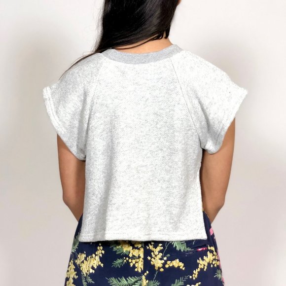 Dominic Louis Light Gray Short Sleeve Droptail Crop Top Sweatshirt sz 2 M - Picture 3 of 7